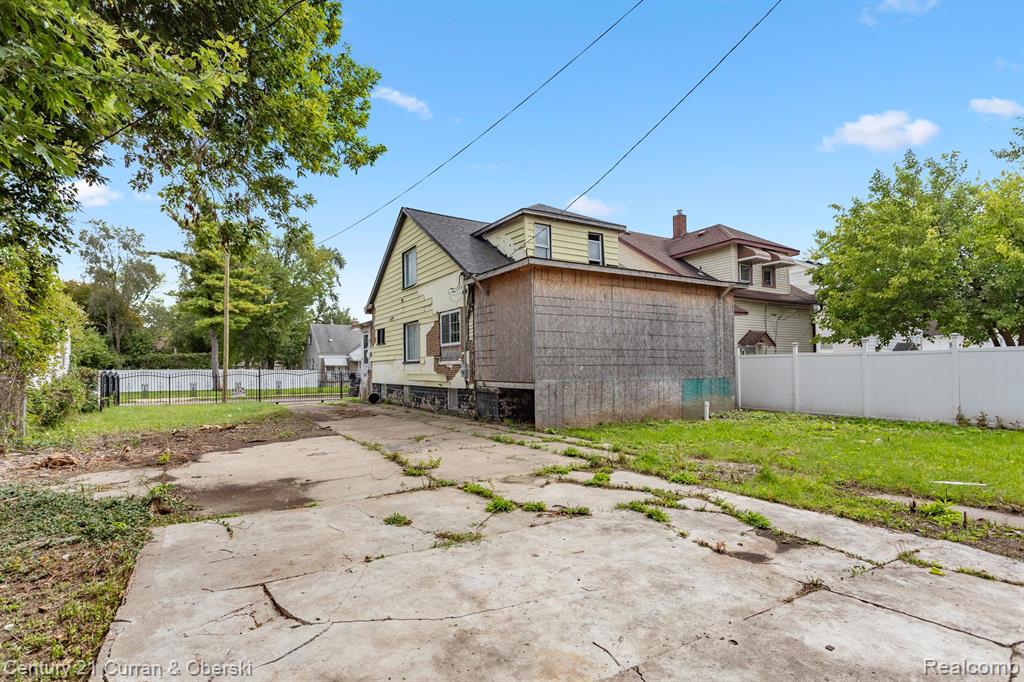 3010 S ANNABELLE Street, Detroit, MI 48217 — Photo 28