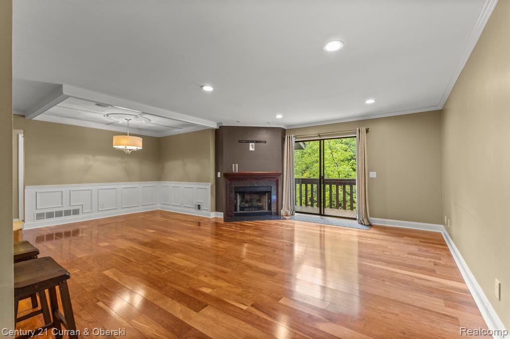 11865 SYCAMORE Drive, 31, Plymouth, MI 48170 — Photo 6