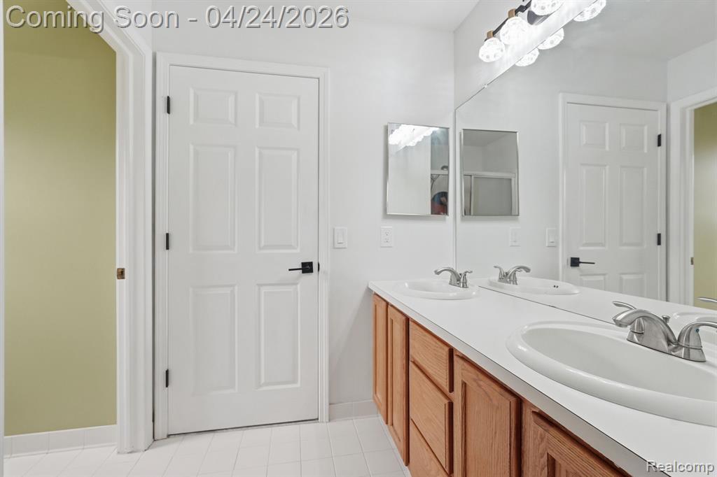 1140 Olympic Court, Oxford, MI 48371 — Photo 32