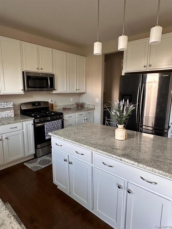 4769 N Stonegate Circle, Lake Orion, MI — Photo 13