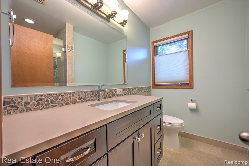 753 Medinah Drive, Rochester Hills, MI 48309 — Photo 25