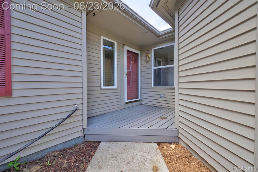 3108 Falcon Drive, 25, Burton, MI 48519 — Photo 3
