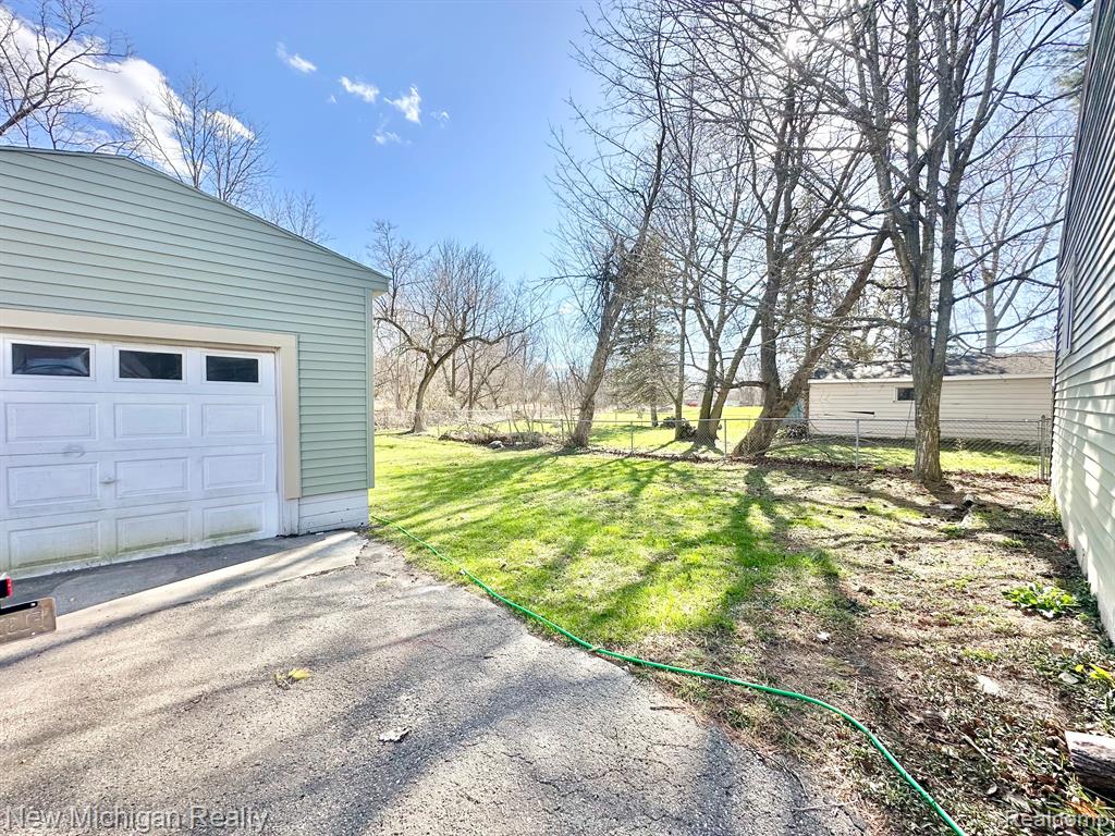 7459 WADE Street, Swartz Creek, MI 48473 — Photo 3
