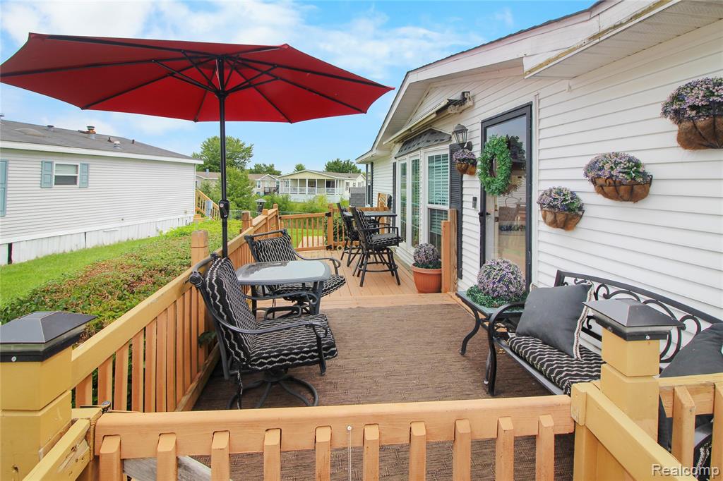 9078 W Timberview Drive, Newport, MI 48166 — Photo 3