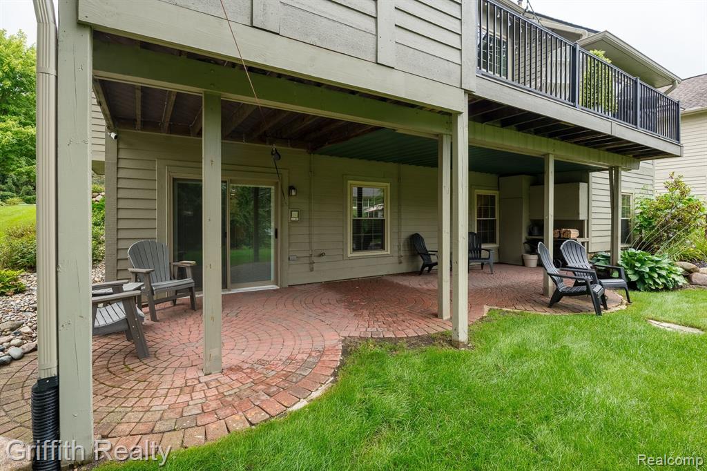 4593 VILLA FRANCE Drive, Brighton, MI 48116 — Photo 38