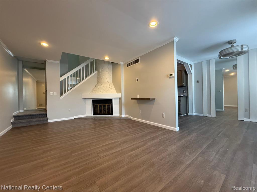 38959 COUNTRY Circle, Farmington Hills, MI 48331 — Photo 5