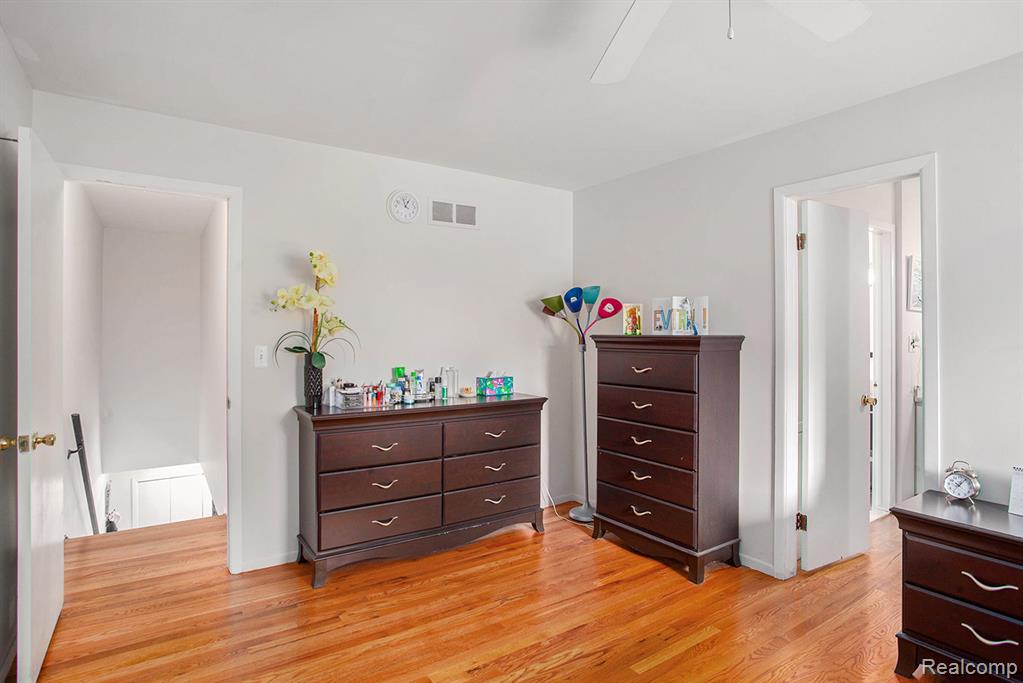 739 Kirts Boulevard, Troy, MI 48084 — Photo 15