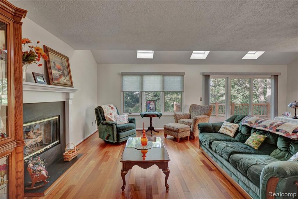 6516 Scenic Pines Court, Clarkston, MI — Photo 10