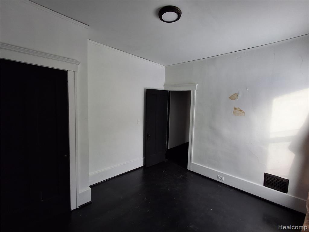 253 Grove Street, Highland Park, MI 48203 — Photo 11