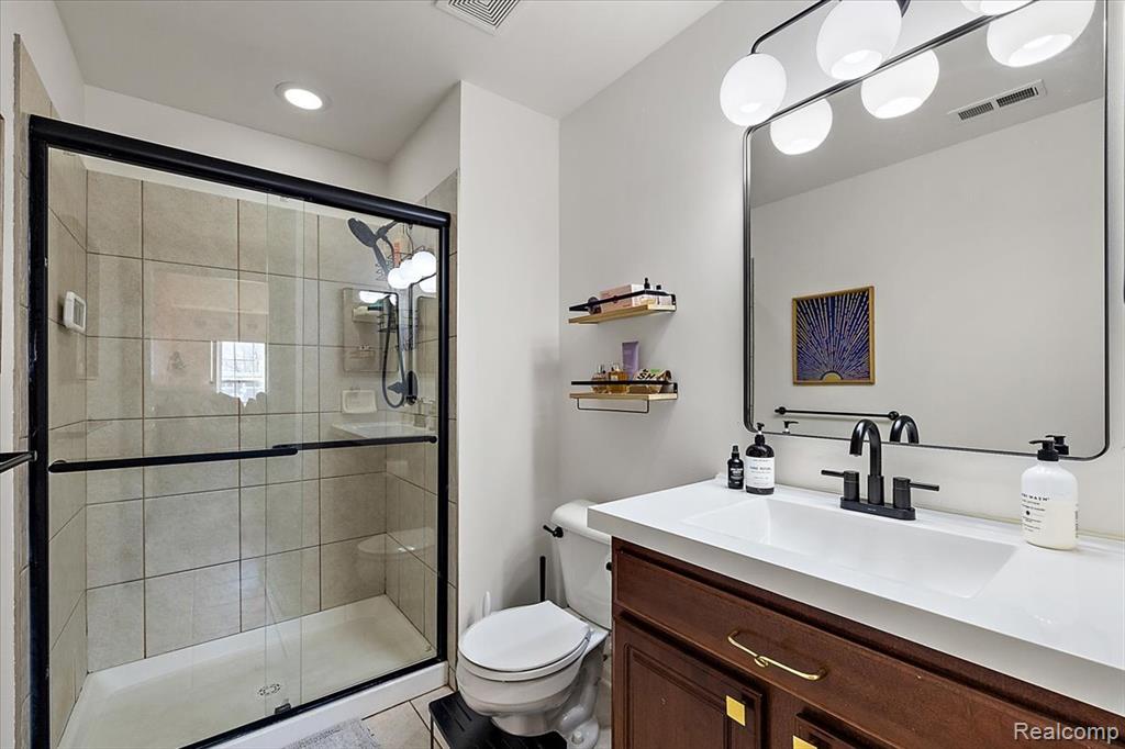 24009 Vance Avenue, Hazel Park, MI 48030 — Photo 15