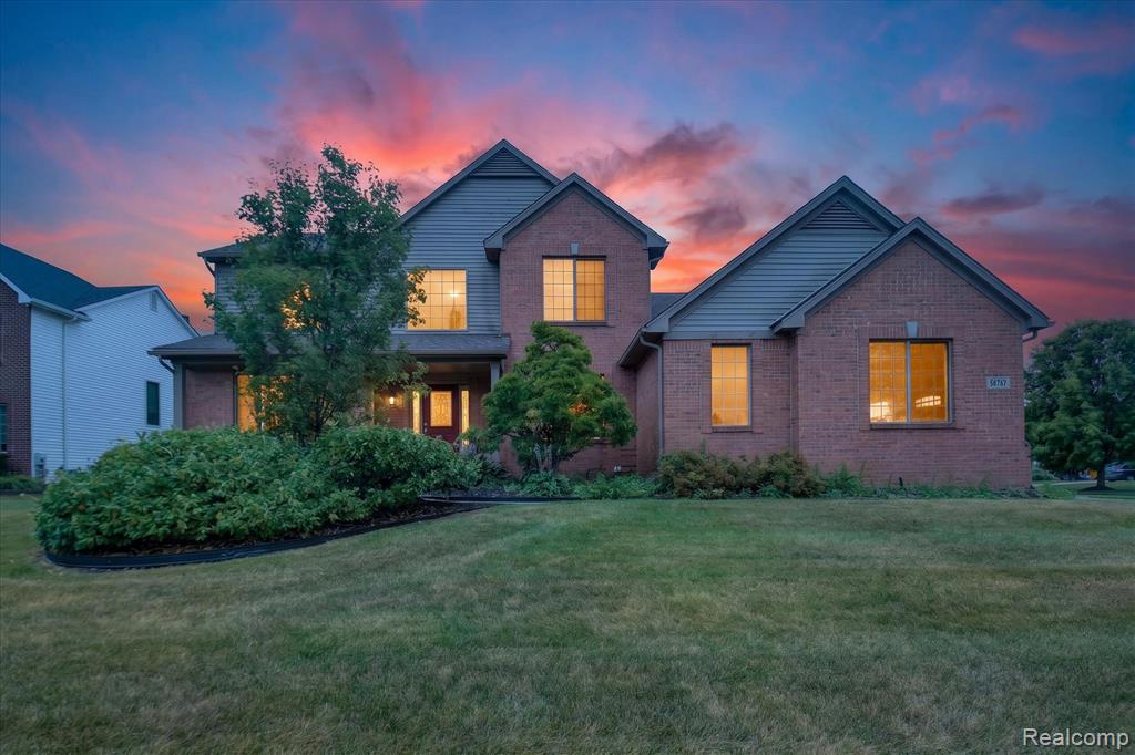 58767 Hunters Court, South Lyon, MI 48178