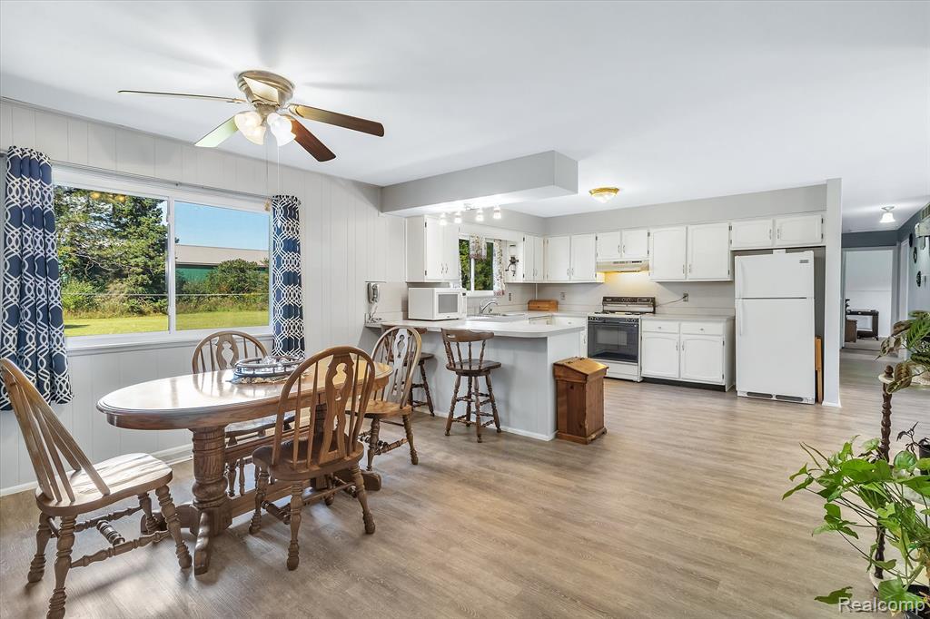 5236 W WILSON Road, Clio, MI 48420 — Photo 17