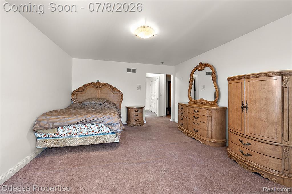 12984 Azure Drive, Utica, MI 48315 — Photo 44