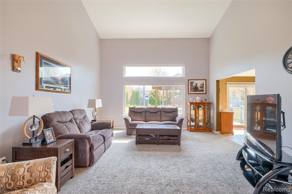 1447 Crystal Pond Drive, Davison, MI 48423 — Photo 14