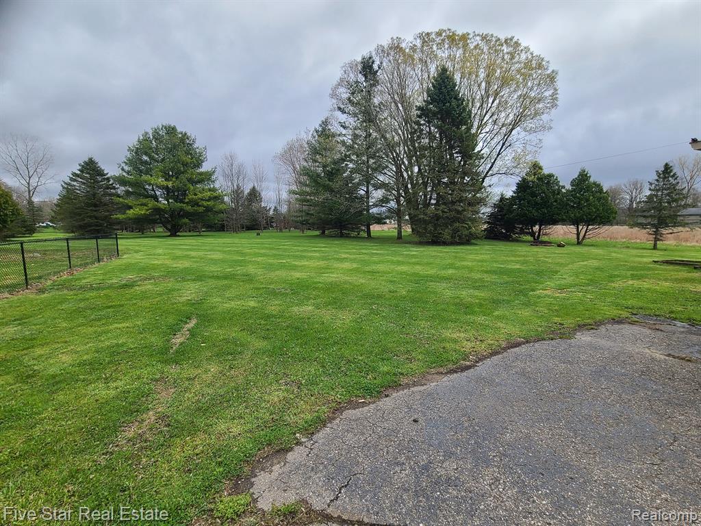 24800 DAYTON Road, Armada, MI — Photo 20