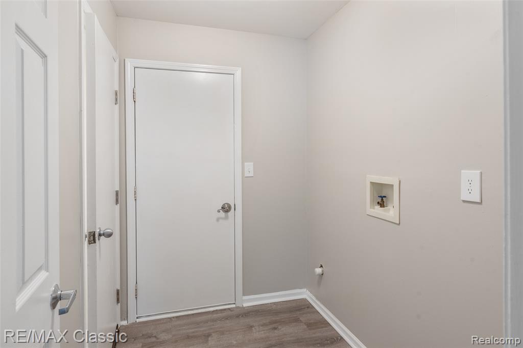 995 Wildwood Lane, Canton, MI 48188 — Photo 12