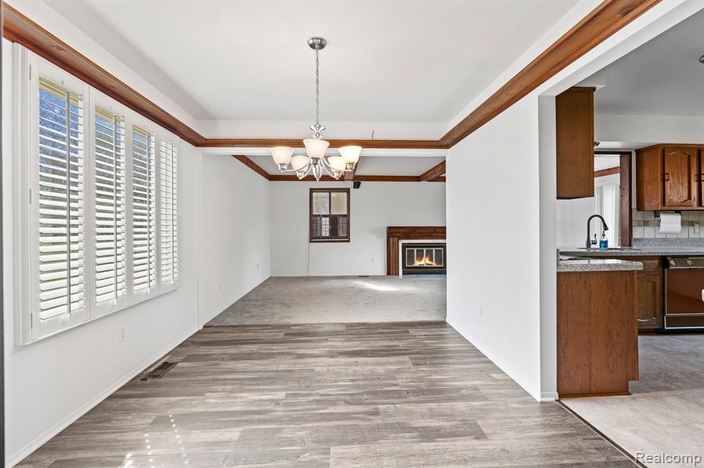 643 Pine Tree Court, Walled Lake, MI 48390 — Photo 7
