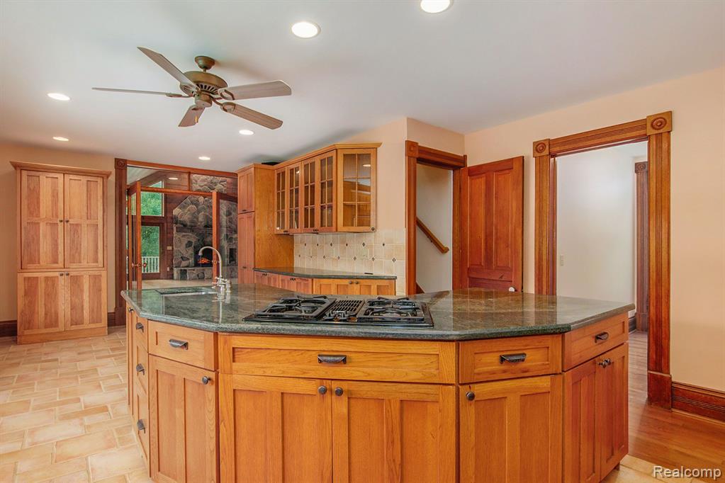 9001 Bergin Road, Howell, MI 48843 — Photo 12