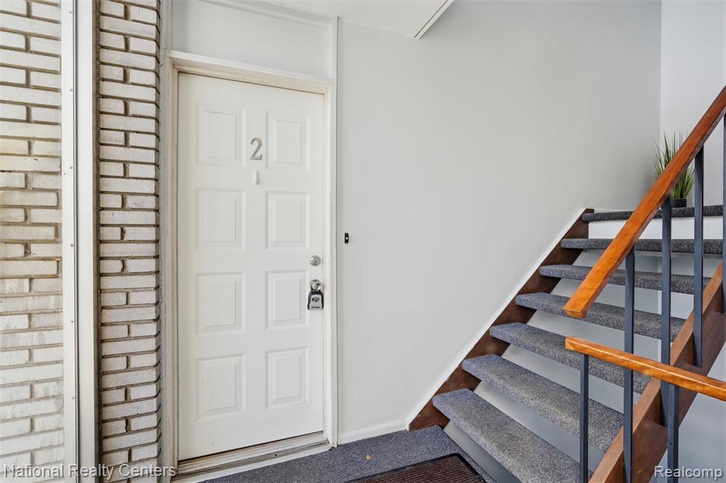 4030 W 13 Mile Road, Royal Oak, MI 48073 — Photo 2