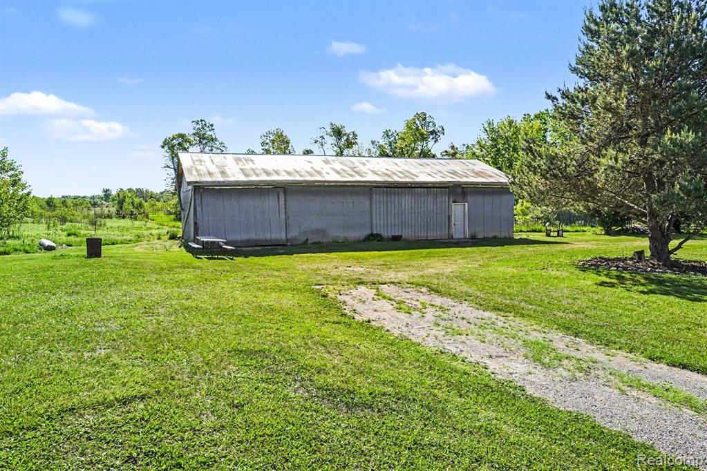 13408 N Belsay Road, Millington, MI 48746 — Photo 4