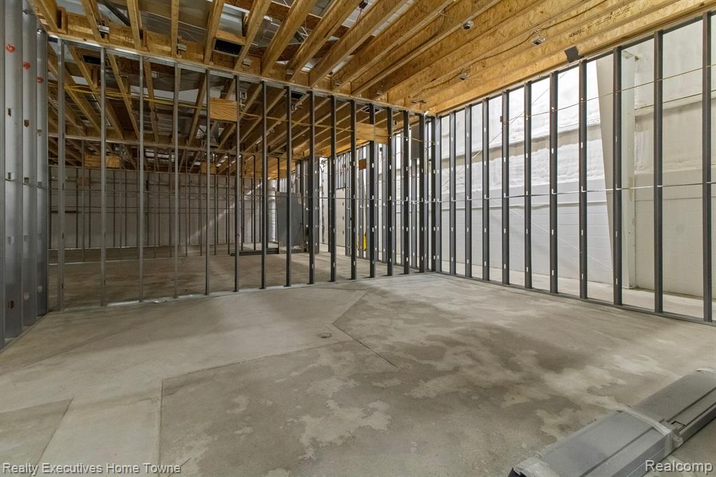 840 WHITNEY Drive, Lapeer, MI 48446 — Photo 19
