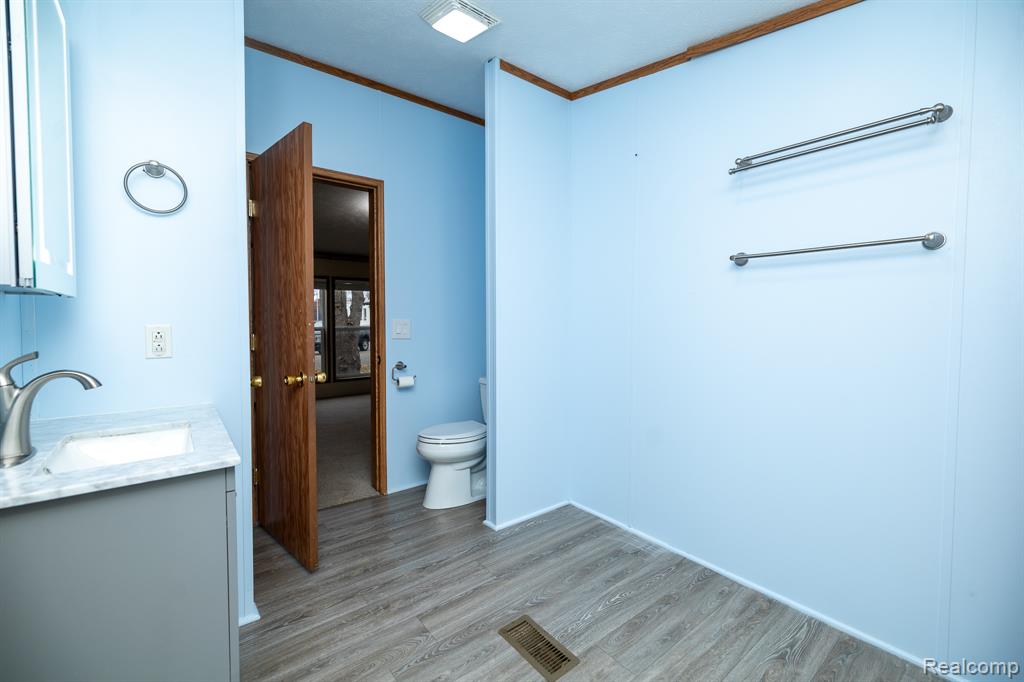 9198 Ashdown Avenue, White Lake, MI — Photo 20