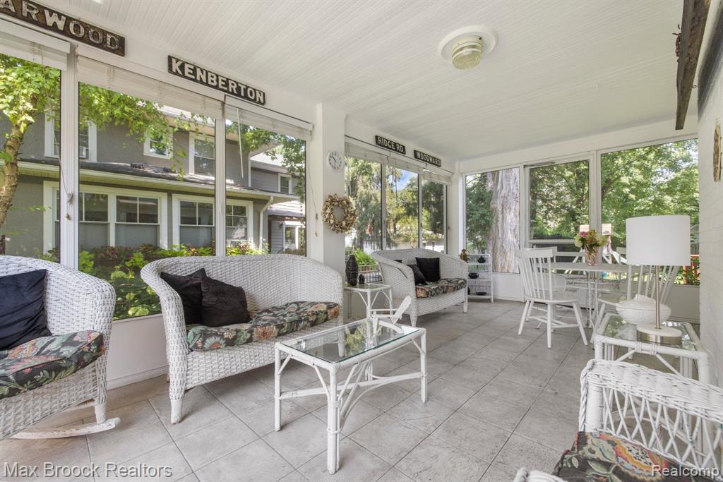 6 KENBERTON Drive, Pleasant Ridge, MI — Photo 18