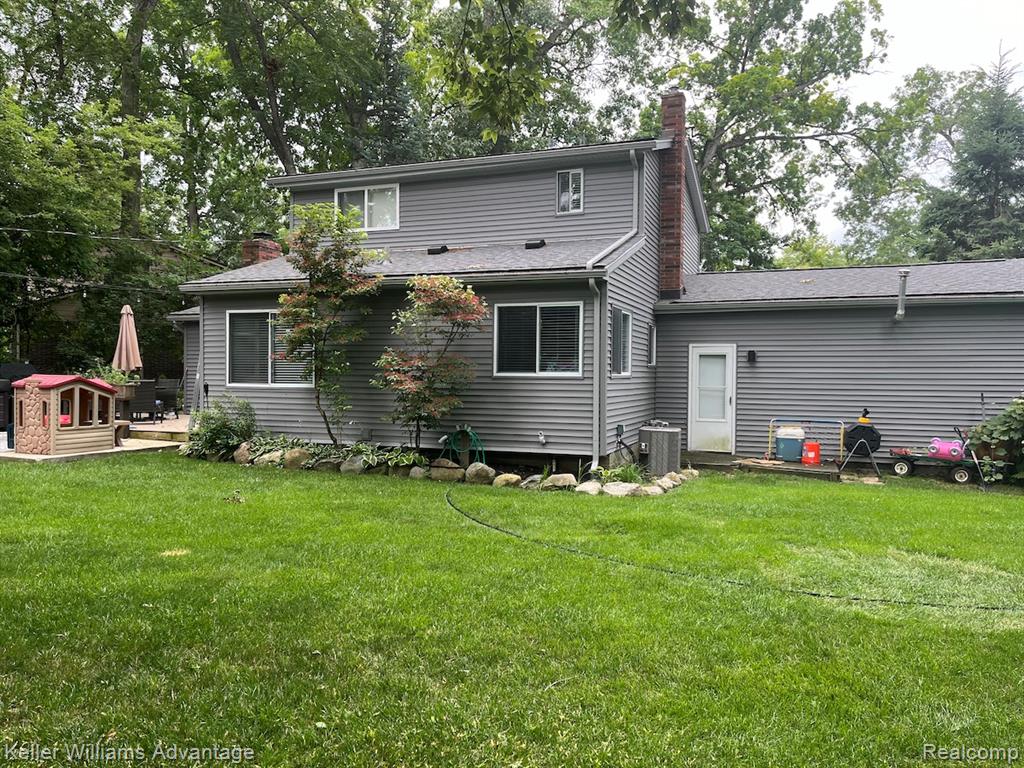 1466 Shankin Court, Wolverine Lake, MI 48390 — Photo 50