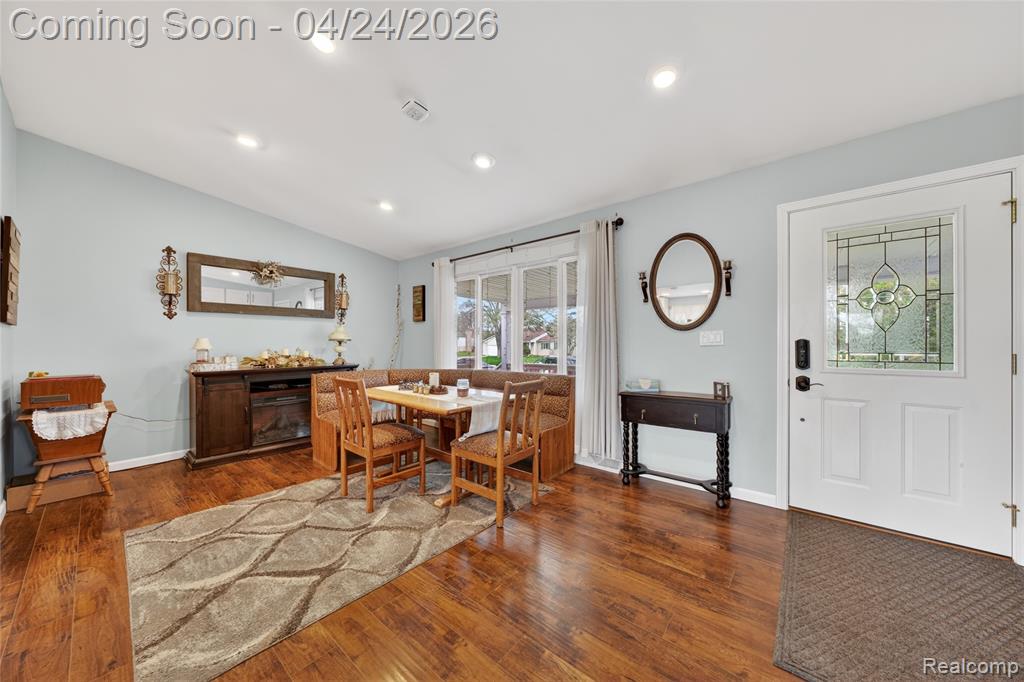 9080 Meadowland Drive, Grand Blanc, MI 48439 — Photo 10