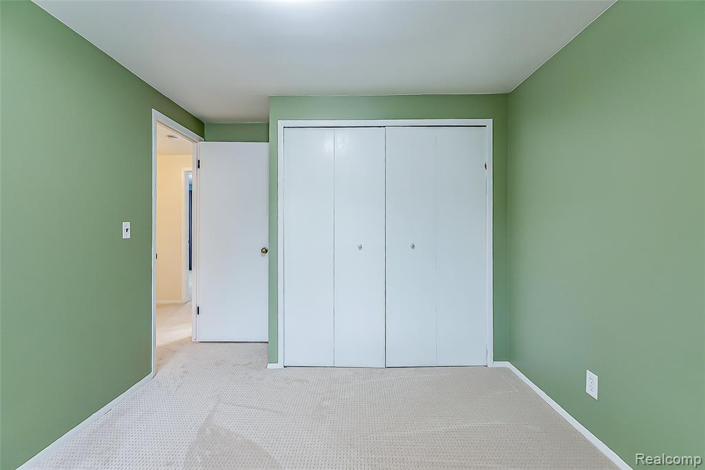 44877 Erin Drive, Plymouth, MI 48170 — Photo 26
