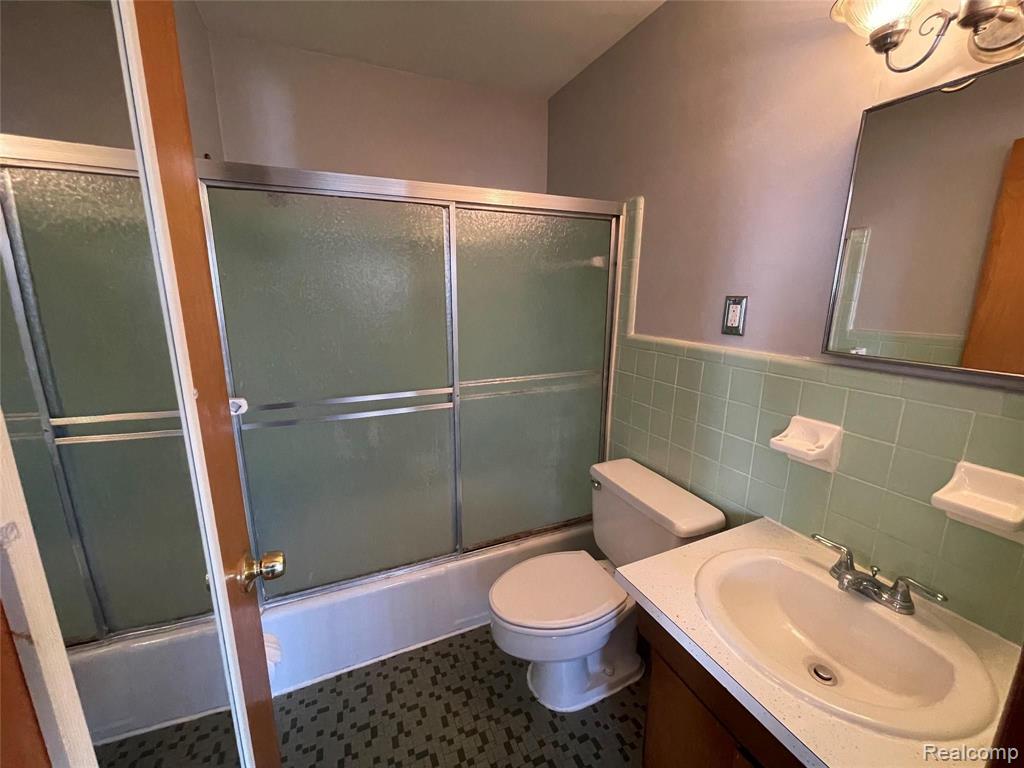 549 ELM Unit 7 Street, Wyandotte, MI 48192 — Photo 7