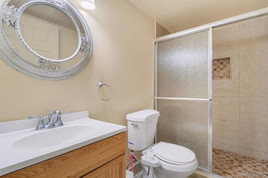 15525 Irene Court, Clinton Twp, MI 48038 — Photo 16