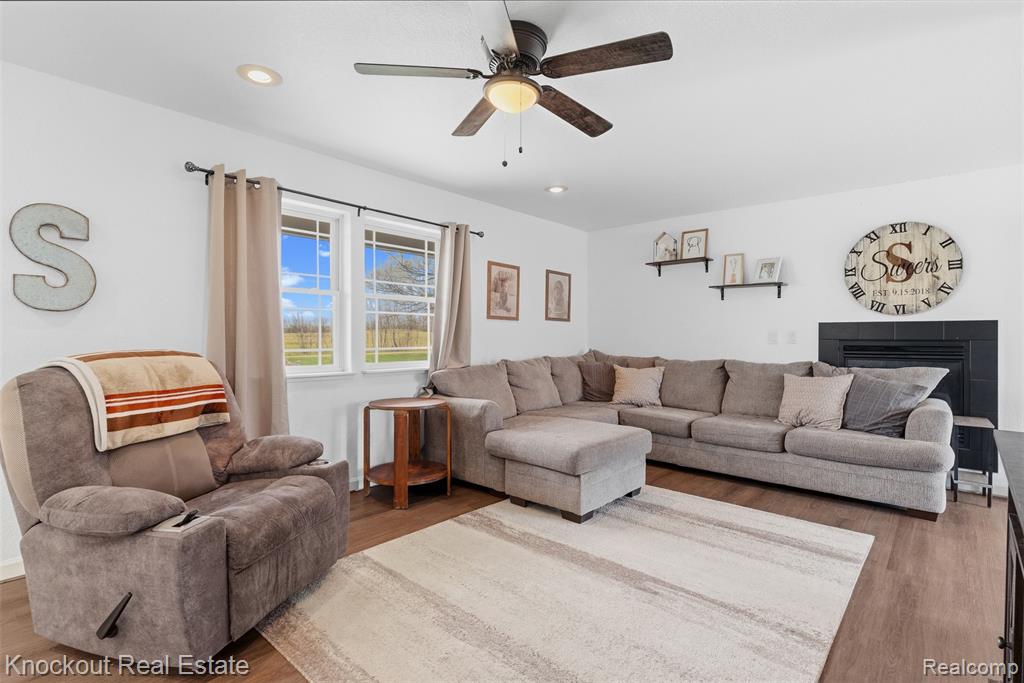4800 Howell Road, Otter Lake, MI 48464 — Photo 9
