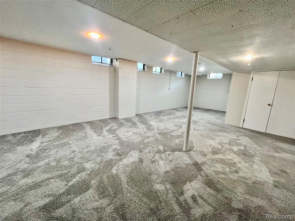 6901 WOODBANK Drive, Bloomfield Hills, MI — Photo 22