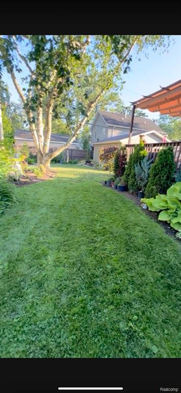 717 W 12 MILE Road, Royal Oak, MI 48073 — Photo 31
