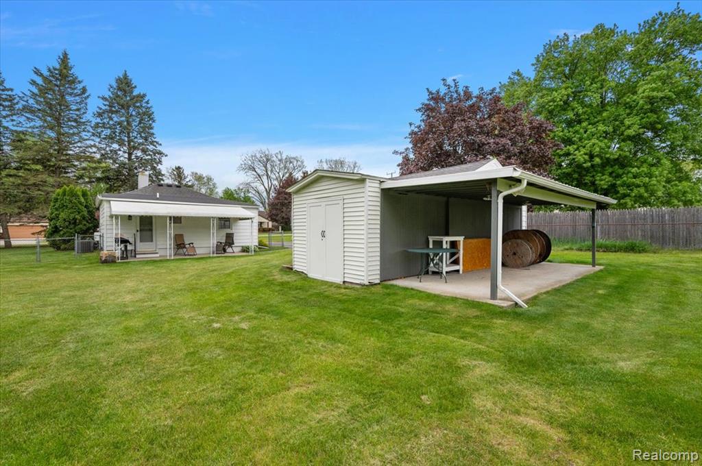8529 Munrovia Street, Shelby Twp, MI 48317 — Photo 10