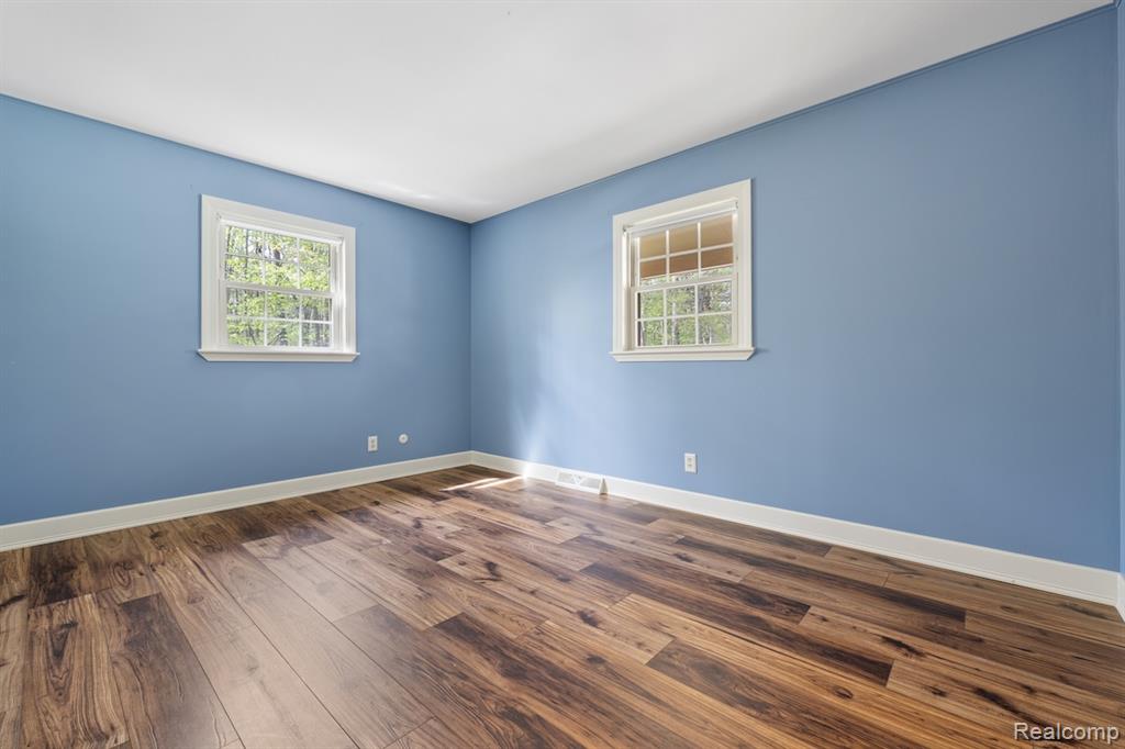 2700 N Hacker Road, Howell, MI 48855 — Photo 14