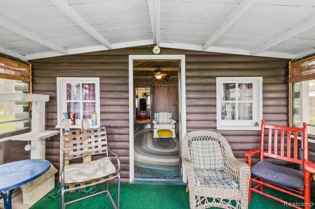 8636 N RIVER Road, Cottrellville, MI — Photo 4
