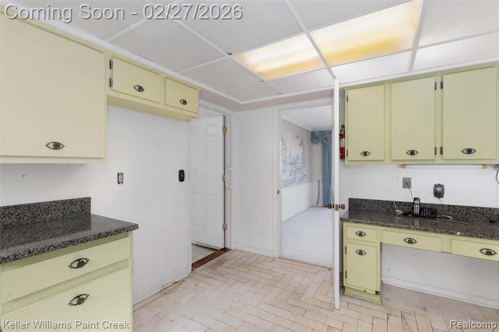 4732 Barcroft Way, Sterling Heights, MI 48310 — Photo 17
