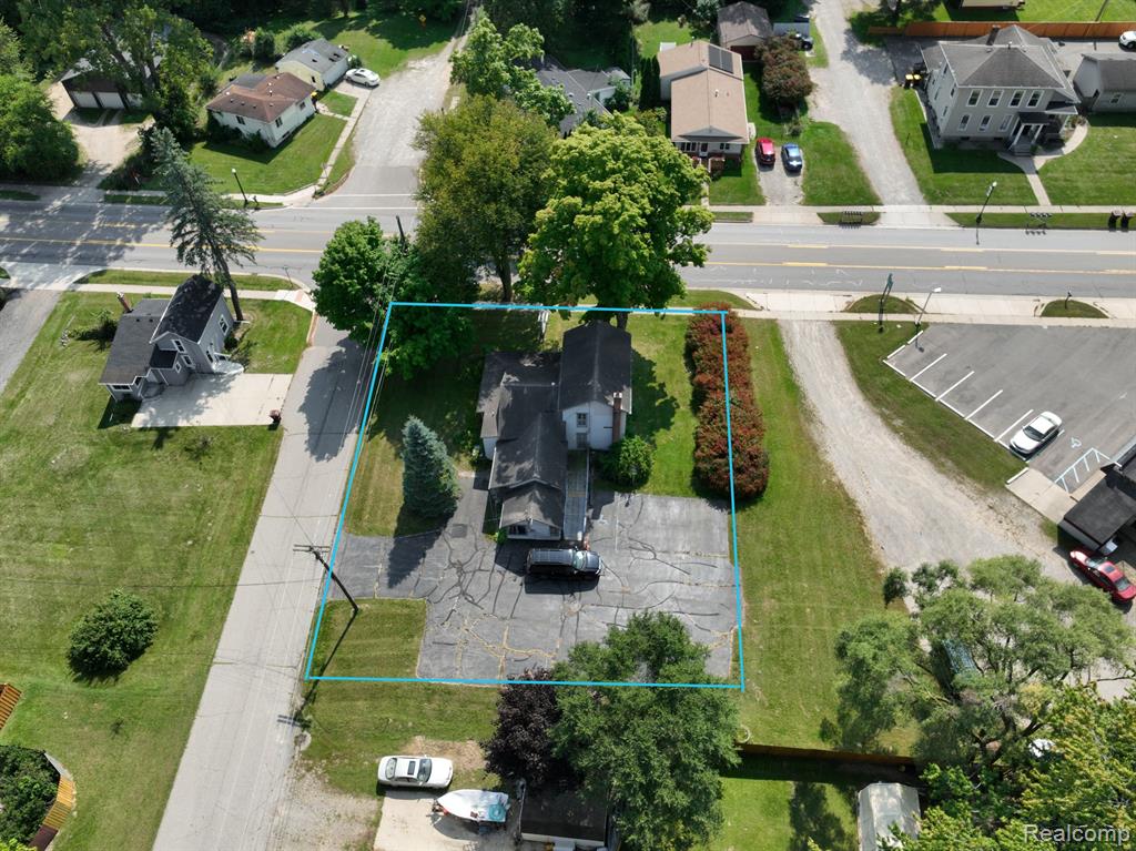 545 E MAIN Street, Pinckney, MI 48169