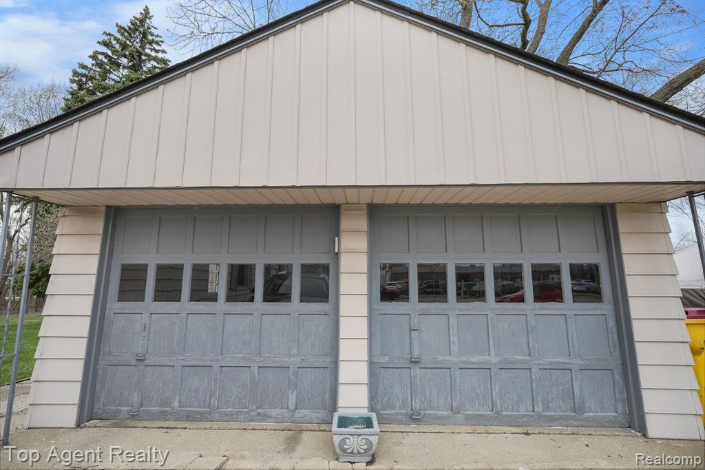 7545 CRISSMAN Street, Utica, MI 48317 — Photo 27