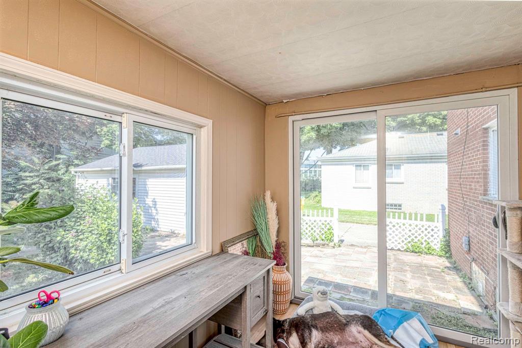 8125 MACKAY, Utica, MI 48317 — Photo 9