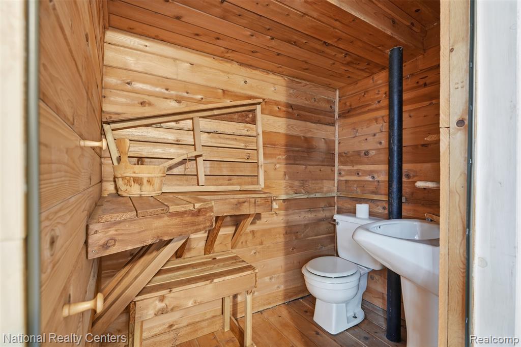 43716 Galway Drive, Northville, MI 48167 — Photo 25