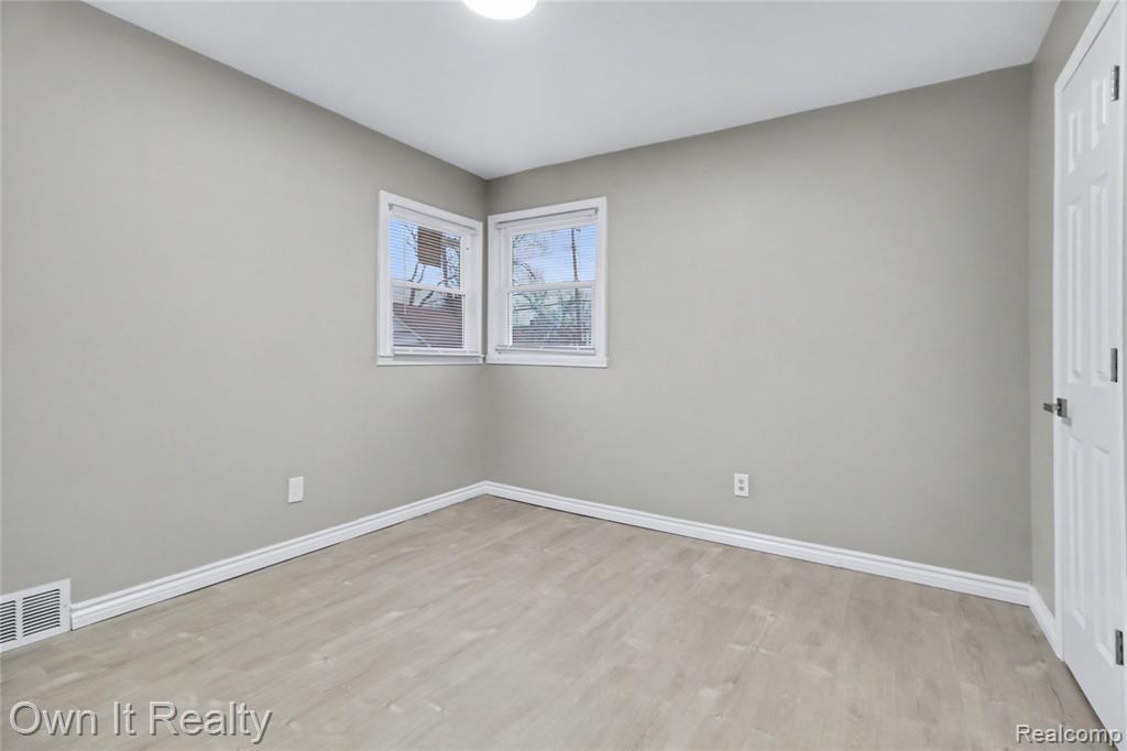 7260 Warwick Street, Detroit, MI 48228 — Photo 18