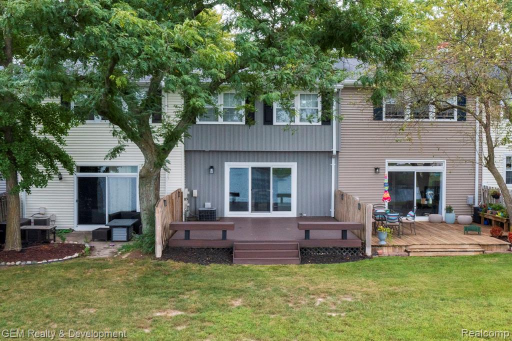 19627 Neptune Court, Northville, MI 48167 — Photo 38