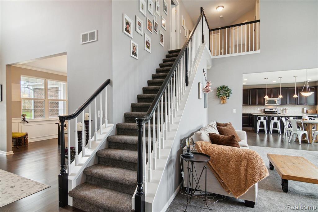 571 HUDSON Circle, South Lyon, MI 48178 — Photo 9