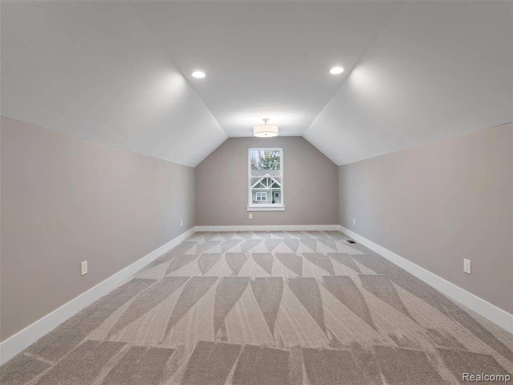 7670 Parshallville Road, Hartland, MI 48430 — Photo 27
