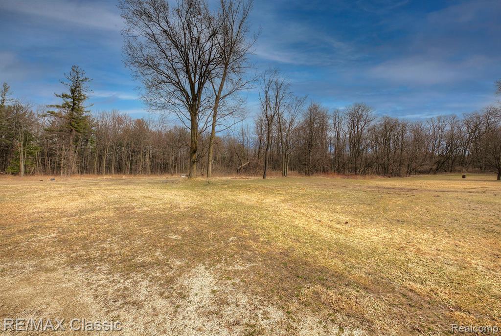 4626 WALTAN Road, Vassar, MI 48768 — Photo 2