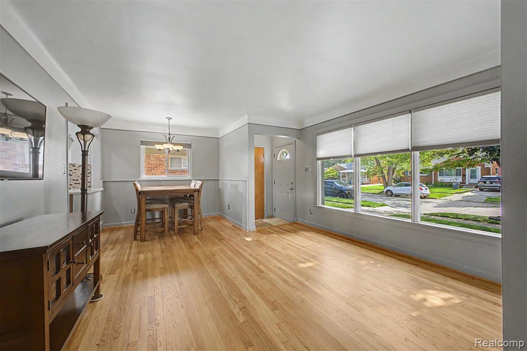 9904 Fox Avenue, Allen Park, MI 48101 — Photo 3