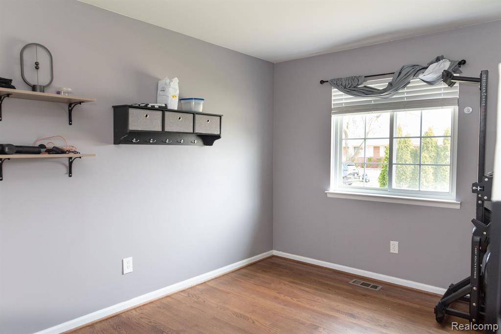 4411 BRIARWOOD Avenue, Royal Oak, MI 48073 — Photo 16